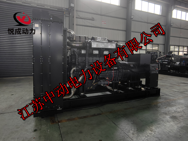 上柴動力1000KW柴油發(fā)電機組，型號6WTAA35-G311