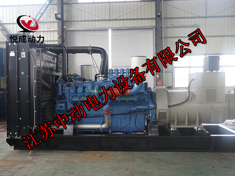 16V2000G65奔馳800KW柴油發(fā)電機組