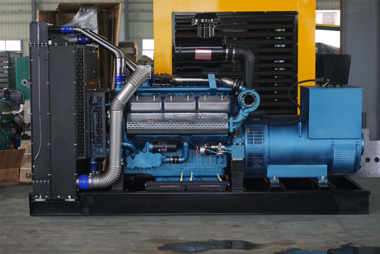 東風(fēng)研究所650KW柴油發(fā)電機組